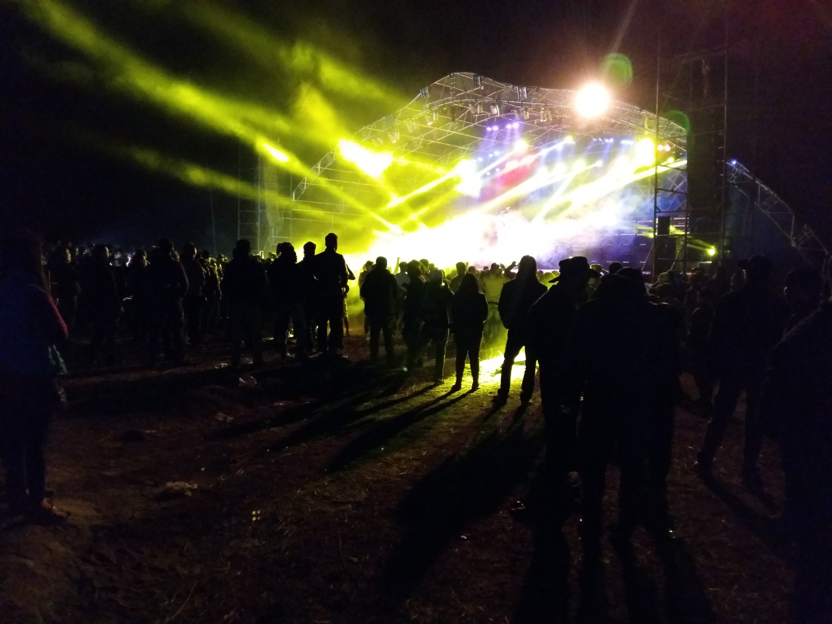 dambuk-adventure-and-muzic-festival-arunachal-pradesh-at-venue-rock-band-at-muzical-evening.jpg